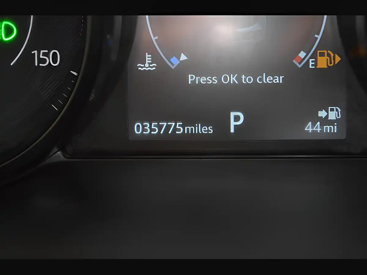 Used 2019 Jaguar E-Pace R-Dynamic S Black - Interior and Exterior details 17