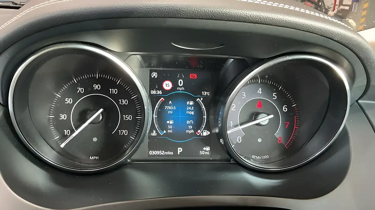 Used 2019 Jaguar E-Pace R-Dynamic S Caesium Blue - Interior and Exterior details 9