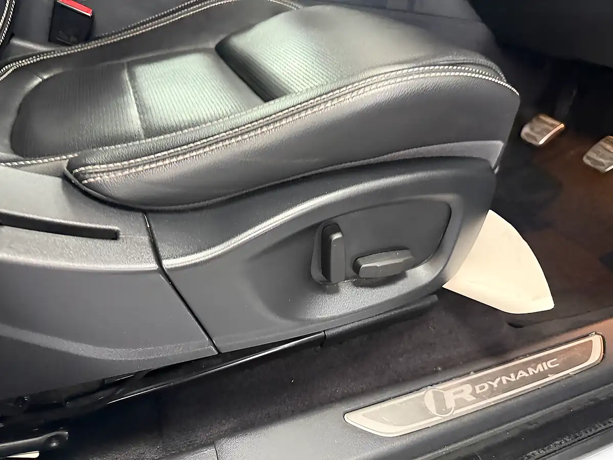 Used 2019 Jaguar E-Pace R-Dynamic S White - Interior and Exterior details 15