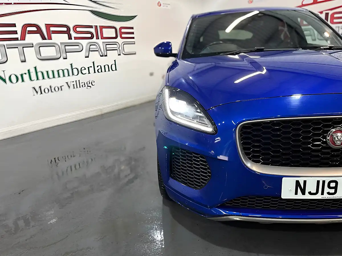 Used 2019 Jaguar E-Pace R-Dynamic Se Blue - Interior and Exterior details 7