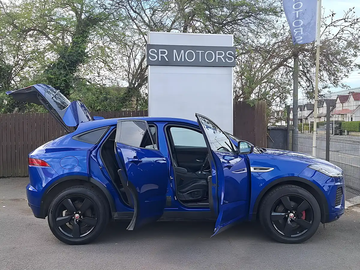 Used 2019 Jaguar E-Pace R-Dynamic Se Blue - Interior and Exterior details 7