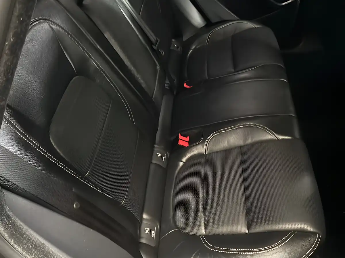 Used 2019 Jaguar E-Pace R-Dynamic Se Grey - Interior and Exterior details 10