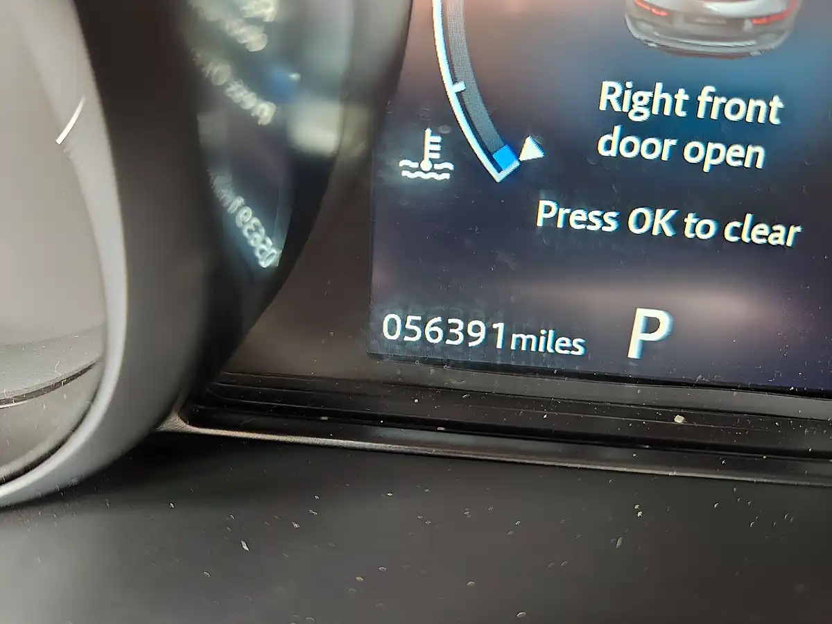 Used 2019 Jaguar E-Pace R-Dynamic Se Grey - Interior and Exterior details 11
