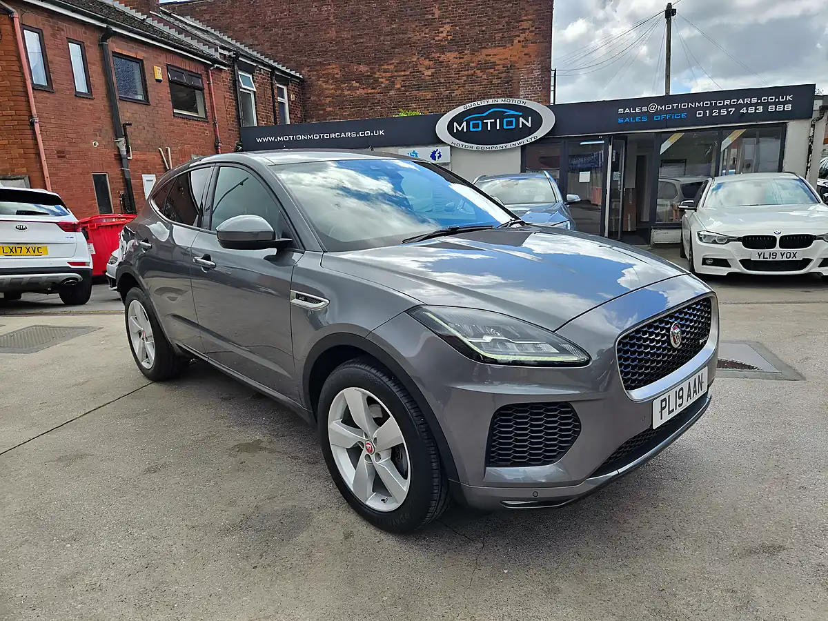 Used 2019 Jaguar E-Pace R-Dynamic Se Grey - Interior and Exterior details 4
