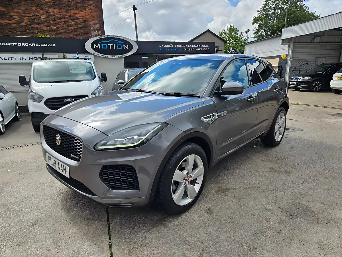 Used 2019 Jaguar E-Pace R-Dynamic Se Grey - Interior and Exterior details 9