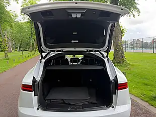 Used 2019 Jaguar E-Pace R-Dynamic Se White - Interior and Exterior details 15