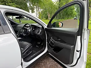 Used 2019 Jaguar E-Pace R-Dynamic Se White - Interior and Exterior details 9