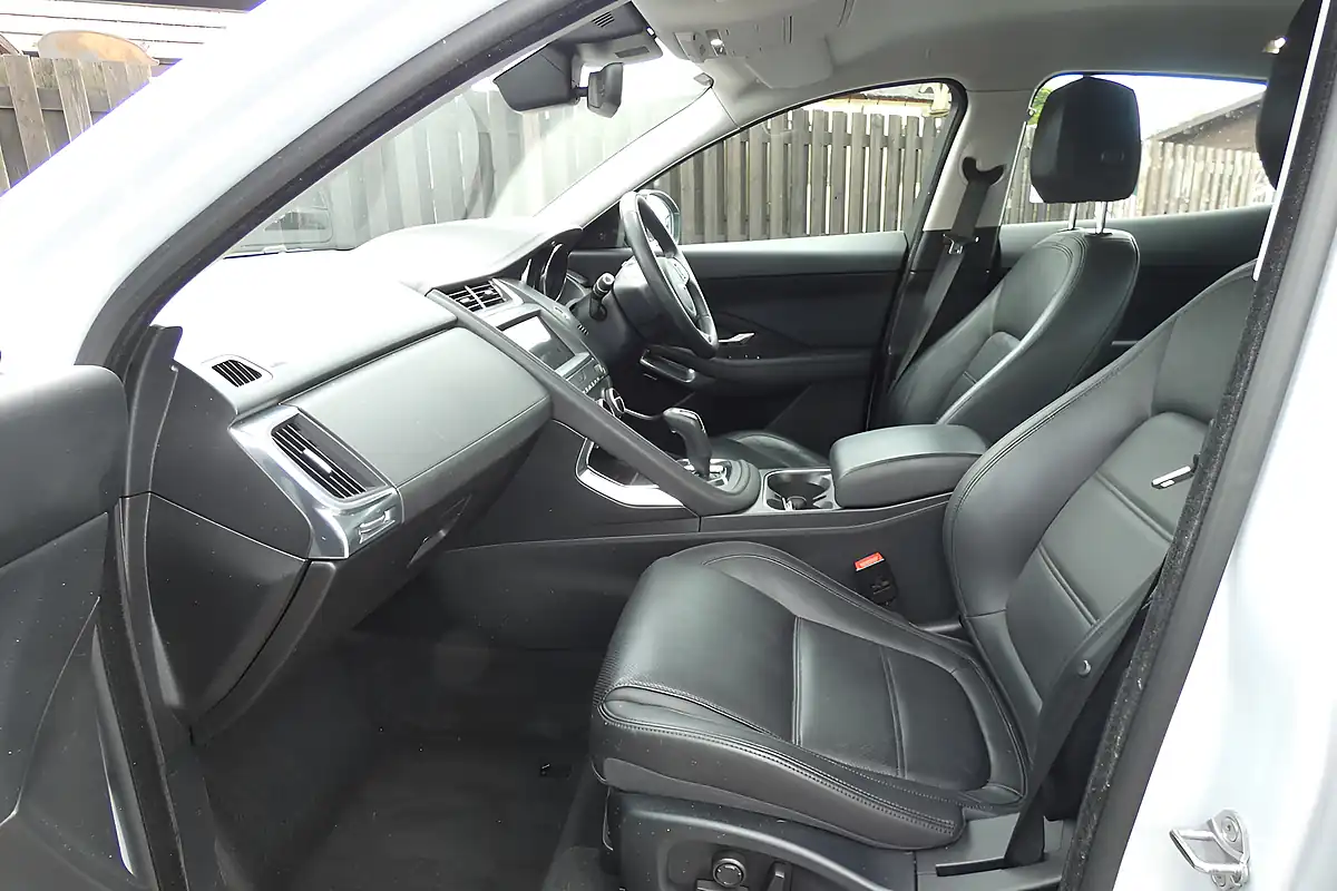 Used 2019 Jaguar E-Pace Se White - Interior and Exterior details 10