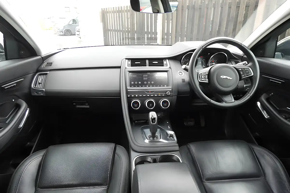 Used 2019 Jaguar E-Pace Se White - Interior and Exterior details 9