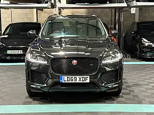 Used 2019 Jaguar F-Pace Chequered Flag Black - Interior and Exterior details 4