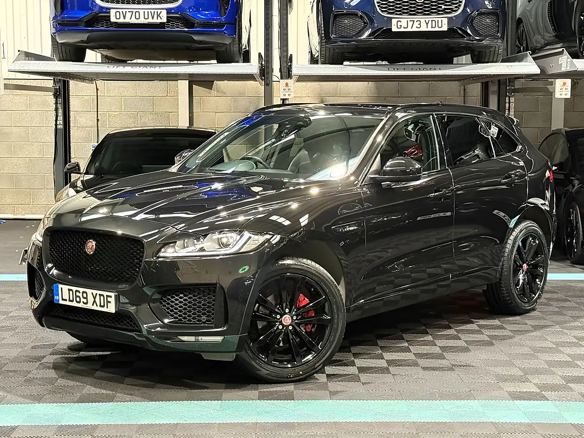 Used 2019 Jaguar F-Pace Chequered Flag Black - Interior and Exterior details 5