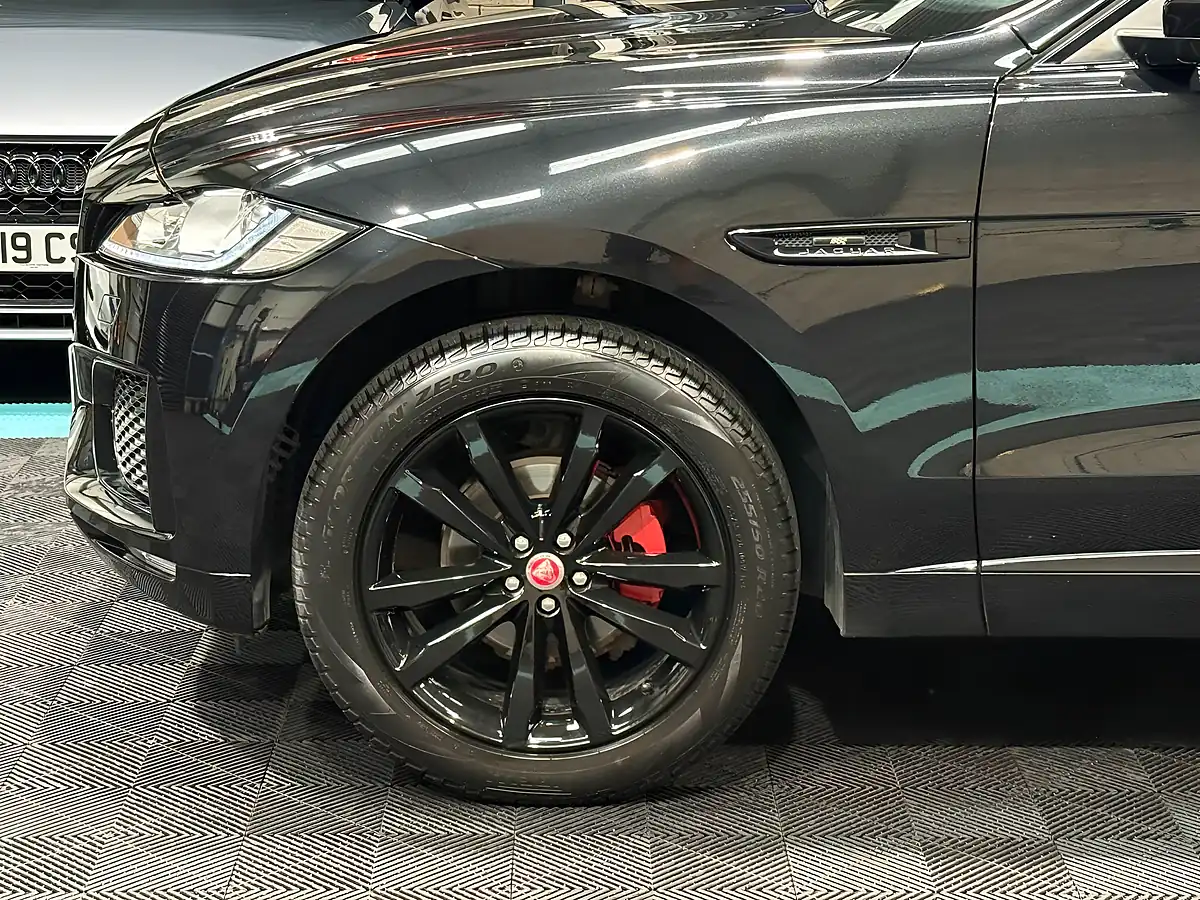 Used 2019 Jaguar F-Pace Chequered Flag Black - Interior and Exterior details 10
