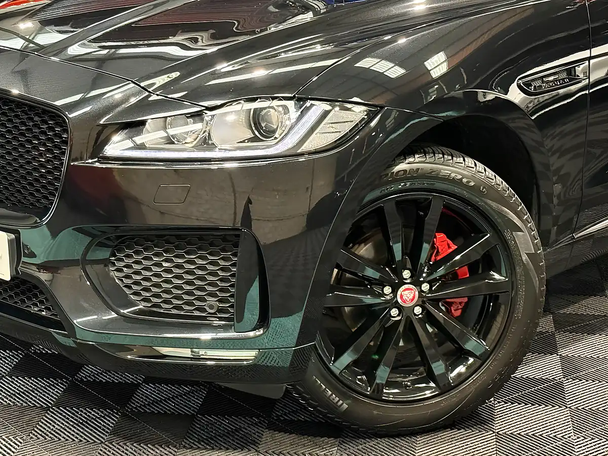 Used 2019 Jaguar F-Pace Chequered Flag Black - Interior and Exterior details 11