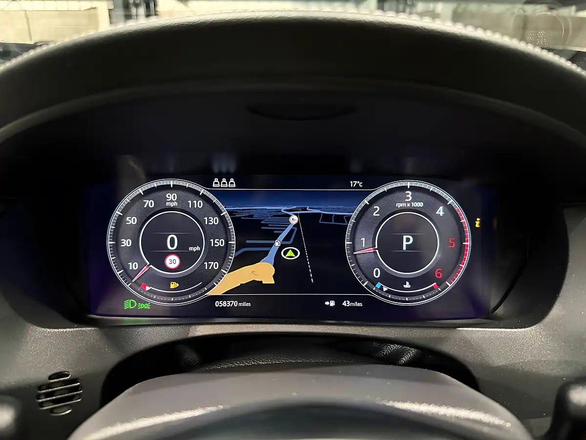 Used 2019 Jaguar F-Pace Chequered Flag Black - Interior and Exterior details 17