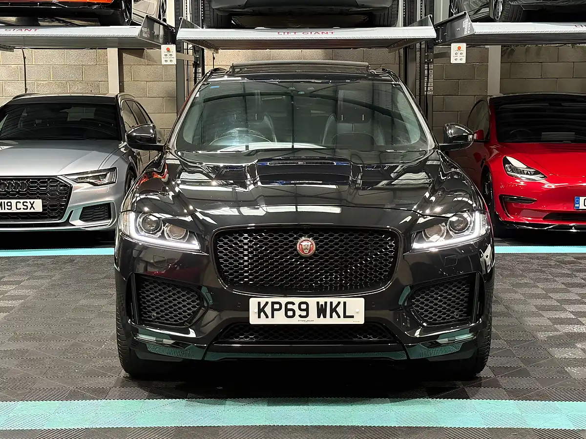 Used 2019 Jaguar F-Pace Chequered Flag Black - Interior and Exterior details 4