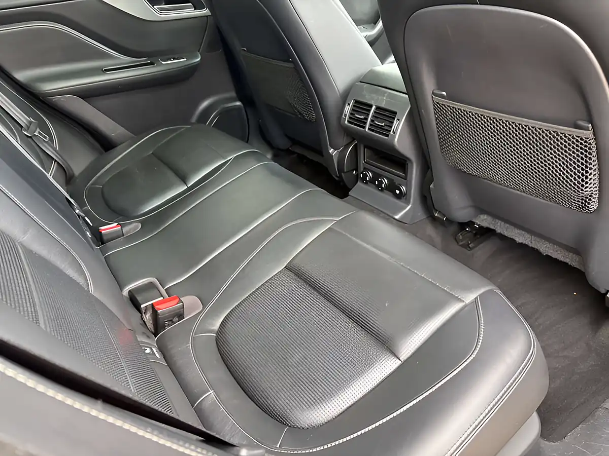 Used 2019 Jaguar F-Pace Chequered Flag Eiger Grey - Interior and Exterior details 11