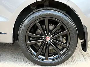 Used 2019 Jaguar F-Pace Chequered Flag Eiger Grey - Interior and Exterior details 18