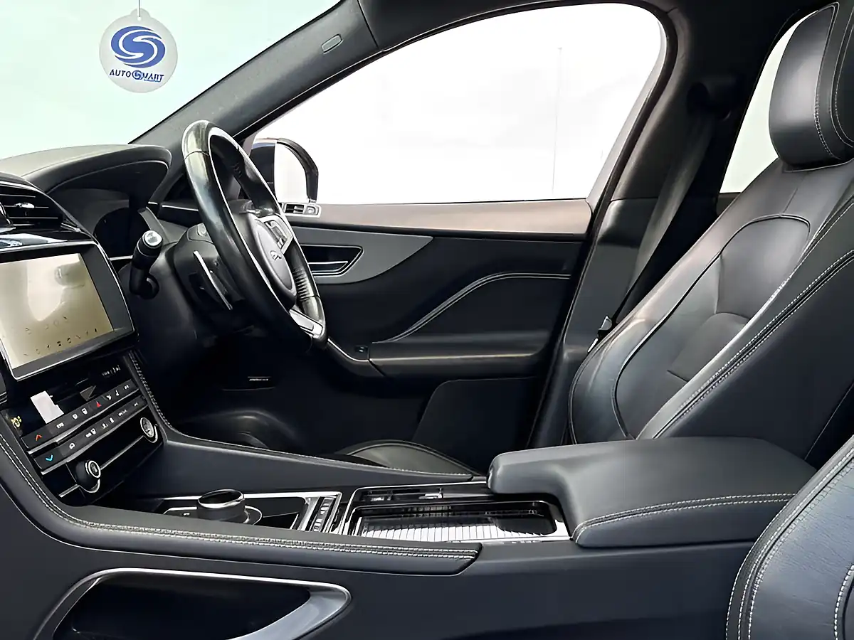 Used 2019 Jaguar F-Pace Chequered Flag Eiger Grey - Interior and Exterior details 19
