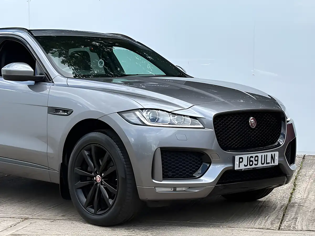 Used 2019 Jaguar F-Pace Chequered Flag Eiger Grey - Interior and Exterior details 2