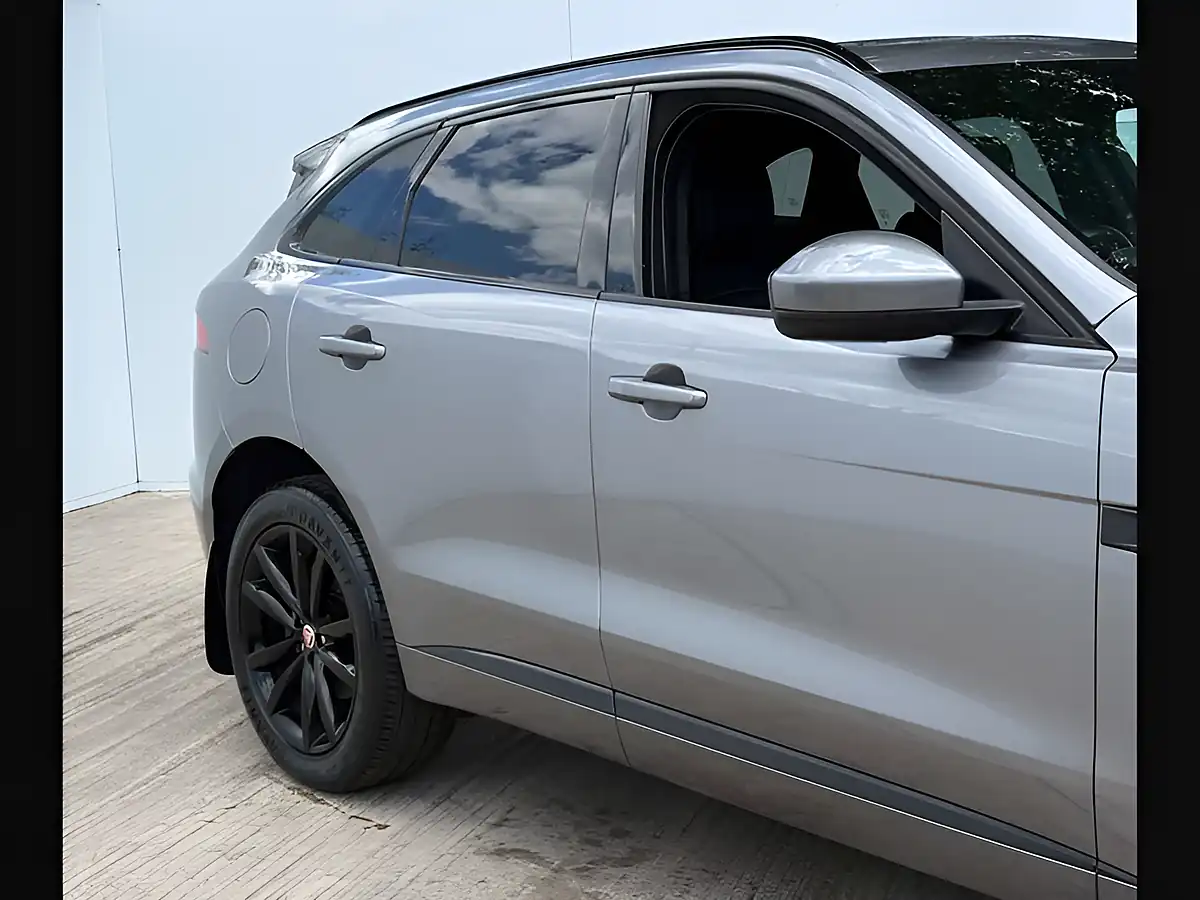 Used 2019 Jaguar F-Pace Chequered Flag Eiger Grey - Interior and Exterior details 6