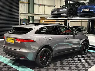 Used 2019 Jaguar F-Pace Chequered Flag Grey - Interior and Exterior details 9