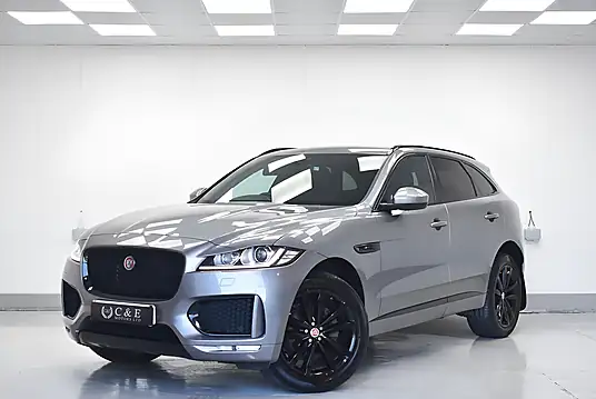 2019 Jaguar F-PACE D180 Chequered Flag