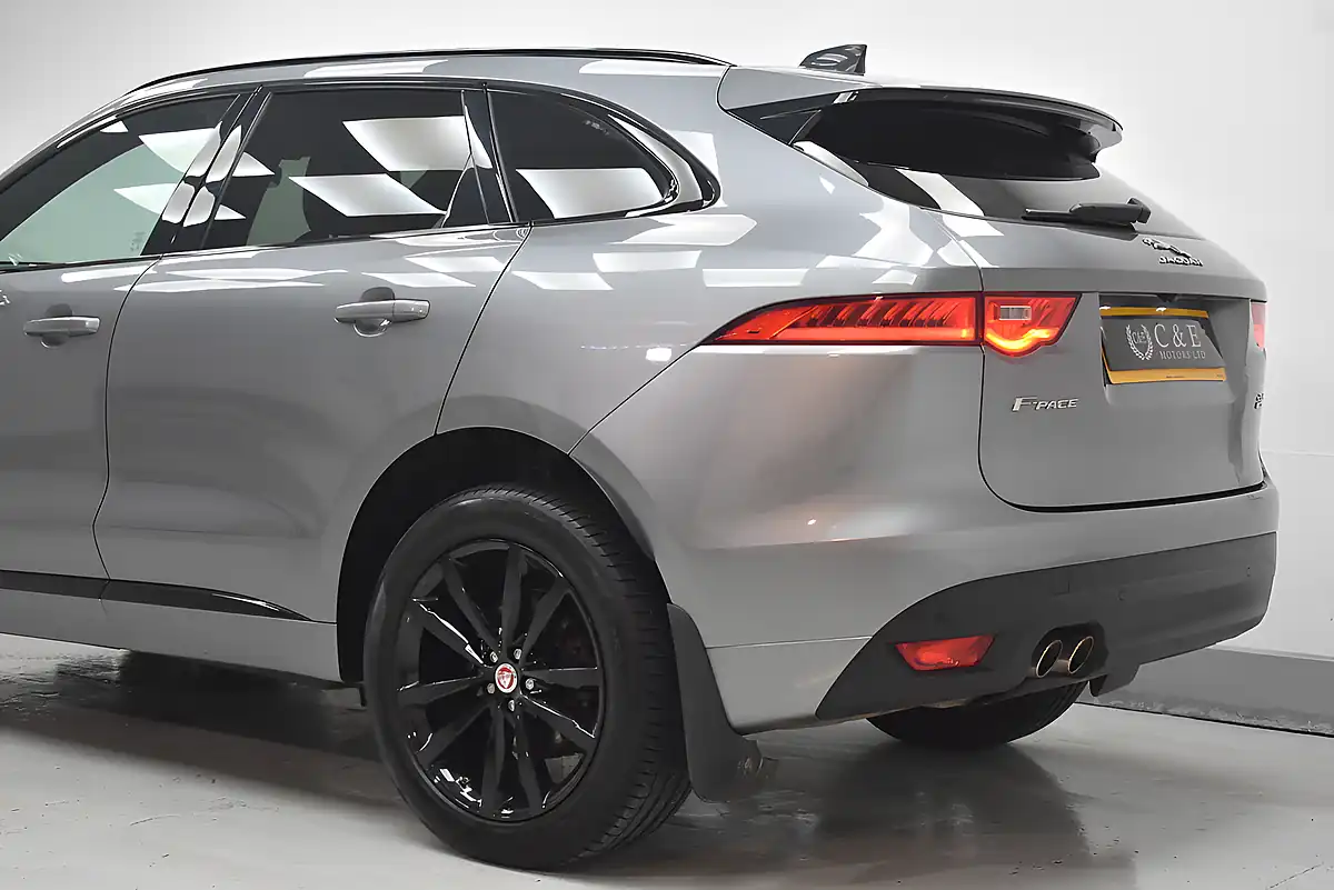 Used 2019 Jaguar F-Pace Chequered Flag Grey - Interior and Exterior details 12