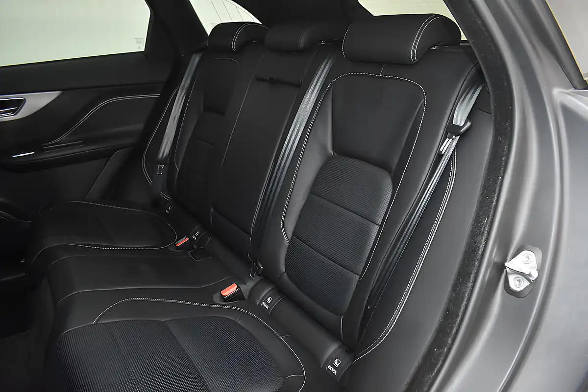 Used 2019 Jaguar F-Pace Chequered Flag Grey - Interior and Exterior details 20