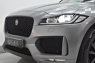 Used 2019 Jaguar F-Pace Chequered Flag Grey - Interior and Exterior details 7