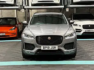 Used 2019 Jaguar F-Pace Chequered Flag Grey - Interior and Exterior details 4