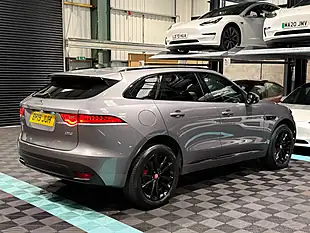 Used 2019 Jaguar F-Pace Chequered Flag Grey - Interior and Exterior details 9