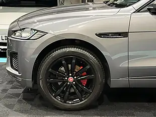 Used 2019 Jaguar F-Pace Chequered Flag Grey - Interior and Exterior details 10