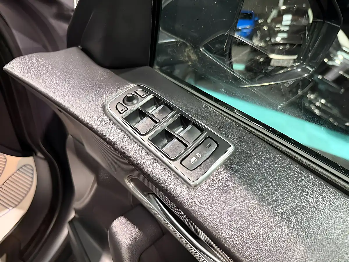 Used 2019 Jaguar F-Pace Chequered Flag Grey - Interior and Exterior details 16