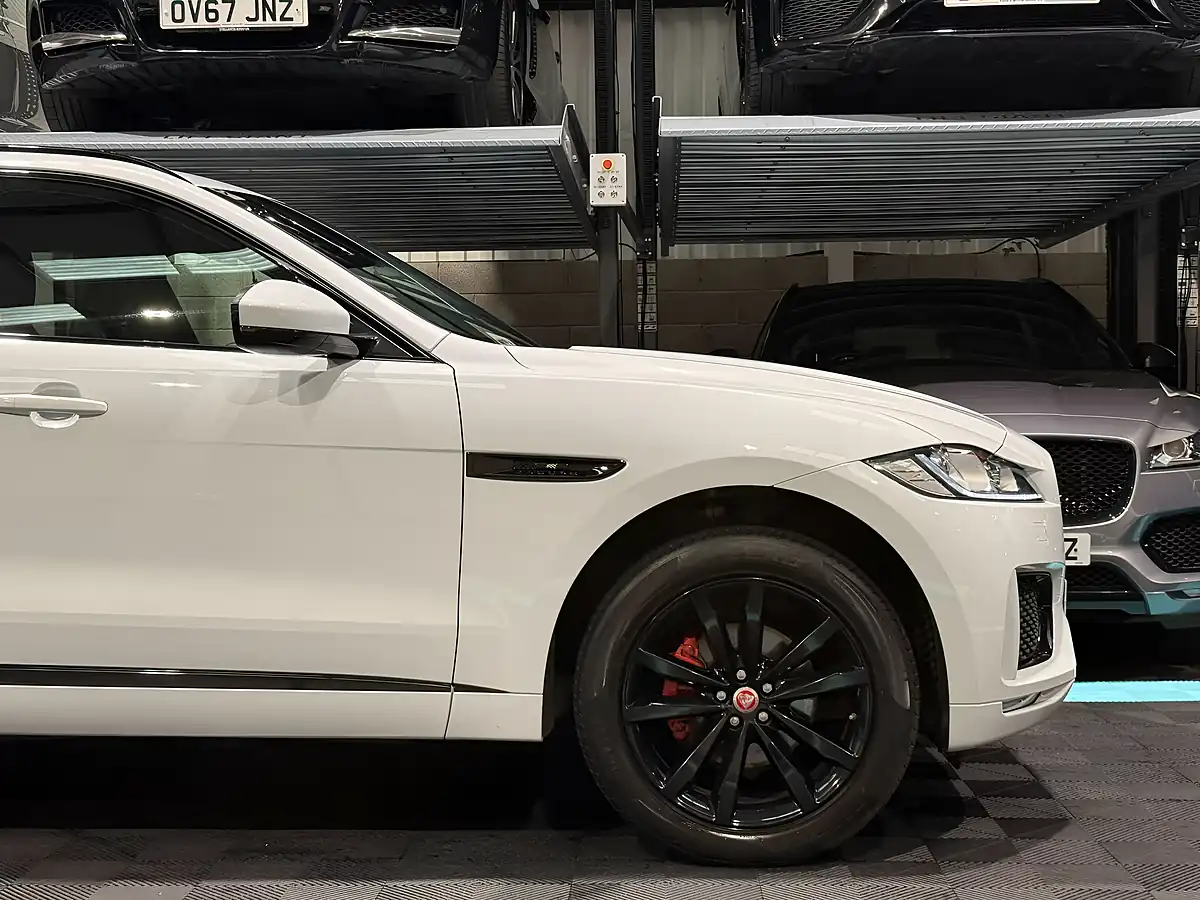 Used 2019 Jaguar F-Pace Chequered Flag White - Interior and Exterior details 13