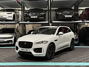 Used 2019 Jaguar F-Pace Chequered Flag White - Interior and Exterior details 5