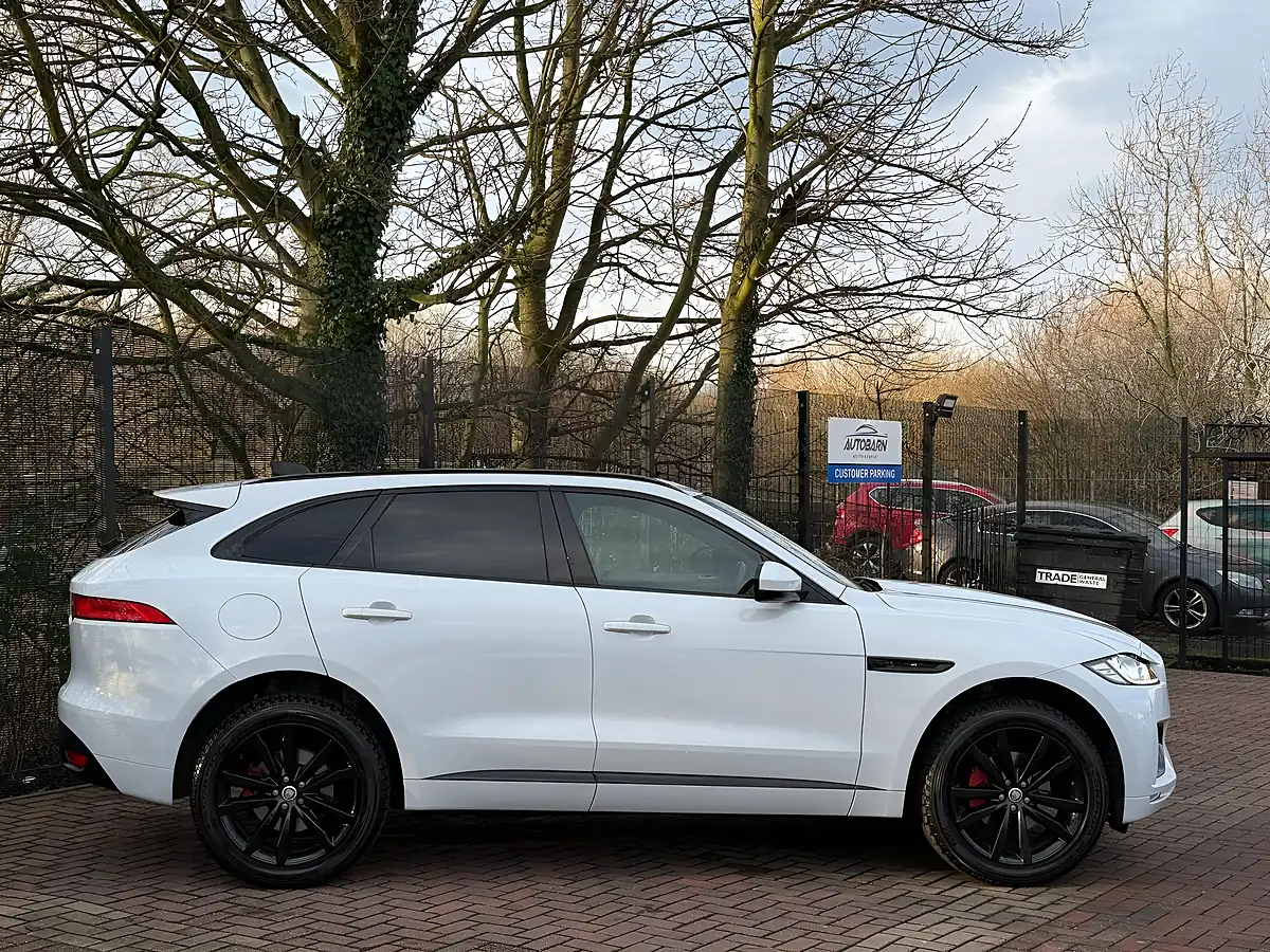 Used 2019 Jaguar F-Pace Chequered Flag White - Interior and Exterior details 10