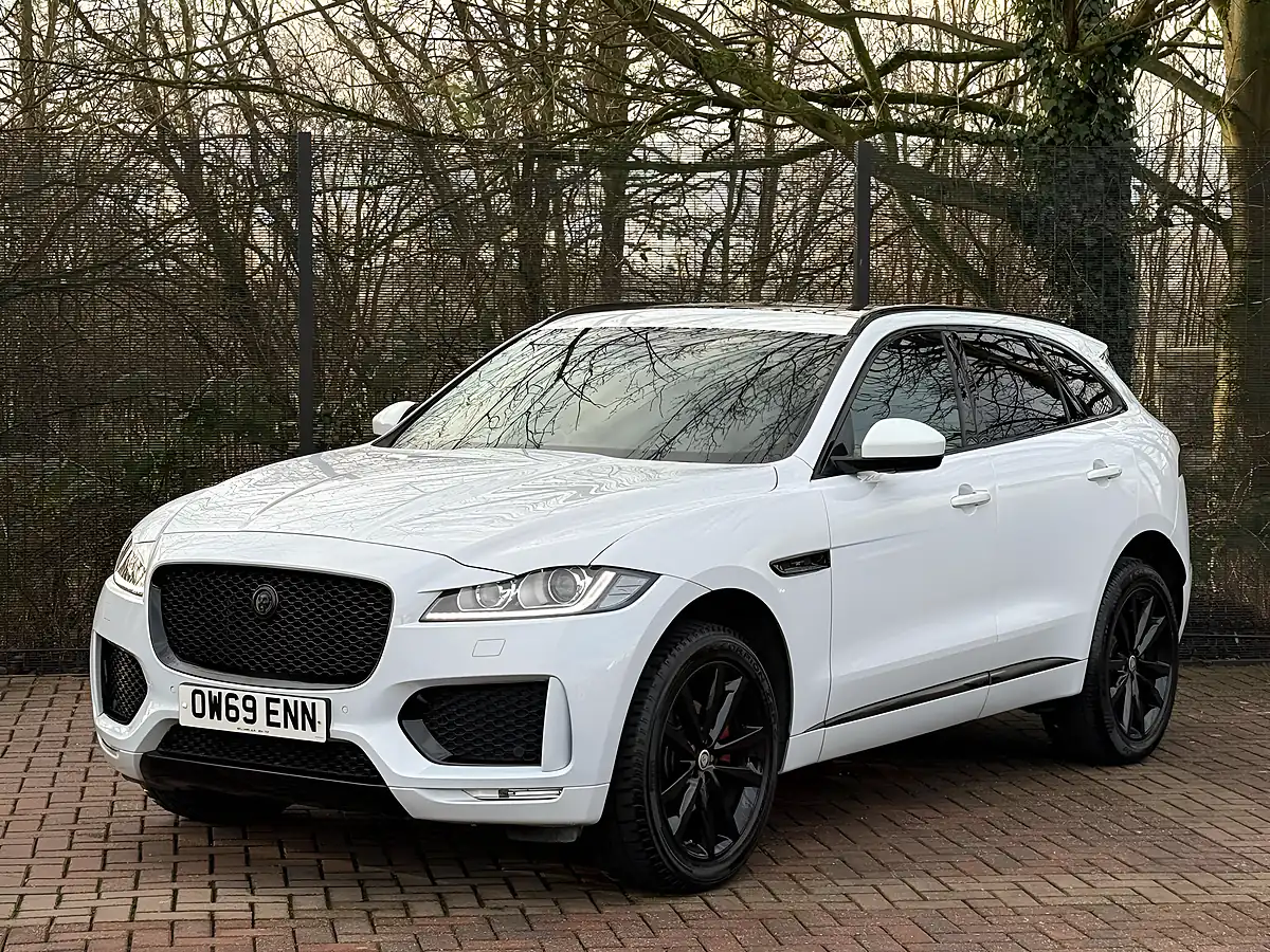 Used 2019 Jaguar F-Pace Chequered Flag White - Interior and Exterior details 5
