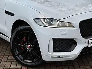 Used 2019 Jaguar F-Pace Chequered Flag White - Interior and Exterior details 11