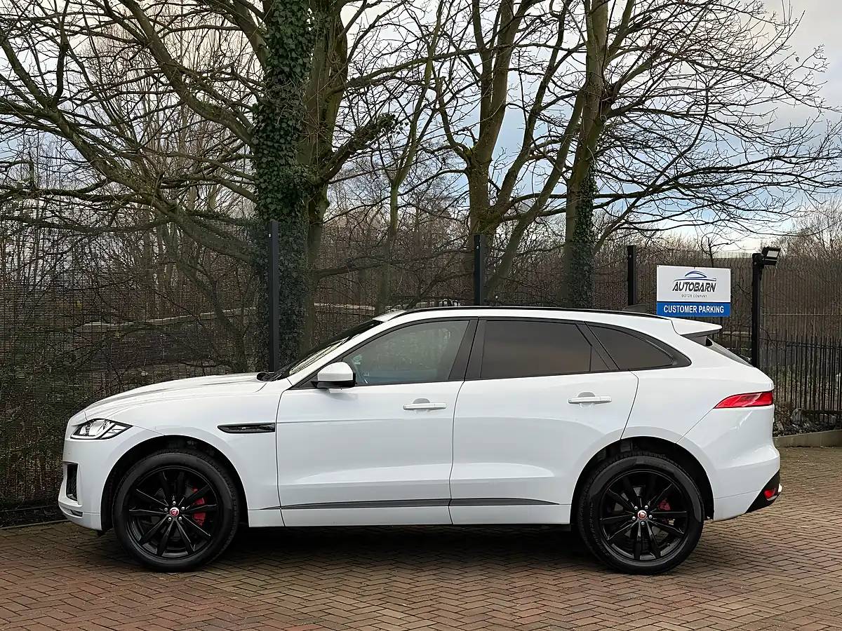 Used 2019 Jaguar F-Pace Chequered Flag White - Interior and Exterior details 6