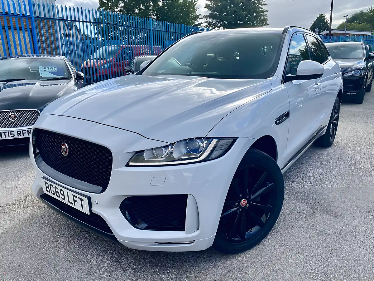 Used 2019 Jaguar F-Pace Chequered Flag White - Interior and Exterior details 4