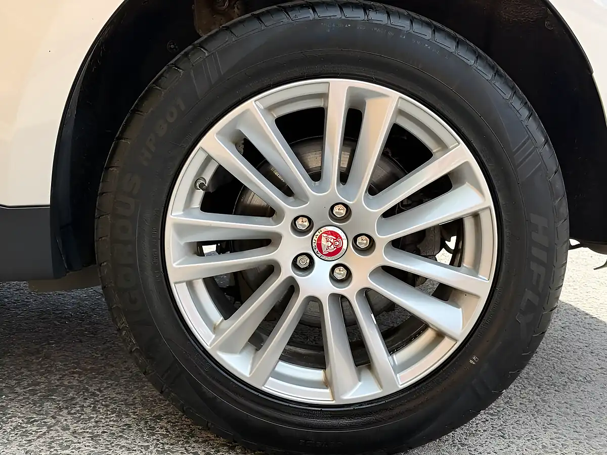Used 2019 Jaguar F-Pace Portfolio Silver - Interior and Exterior details 16
