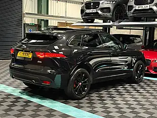 Used 2019 Jaguar F-Pace R-Sport Black - Interior and Exterior details 9