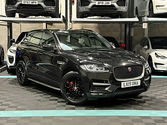 2019 Jaguar F-PACE R-Sport P250i