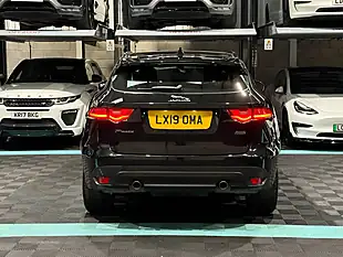Used 2019 Jaguar F-Pace R-Sport Black - Interior and Exterior details 8