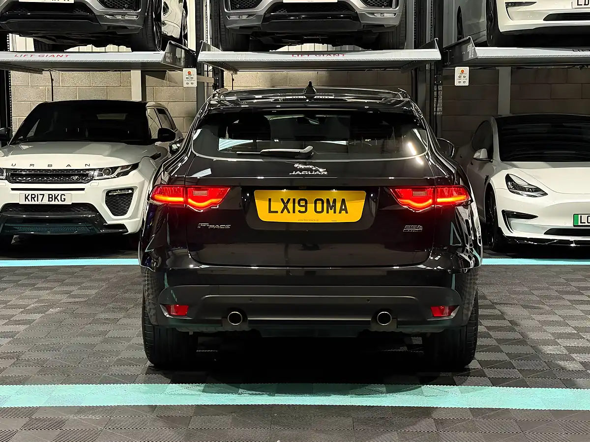 Used 2019 Jaguar F-Pace R-Sport Black - Interior and Exterior details 8