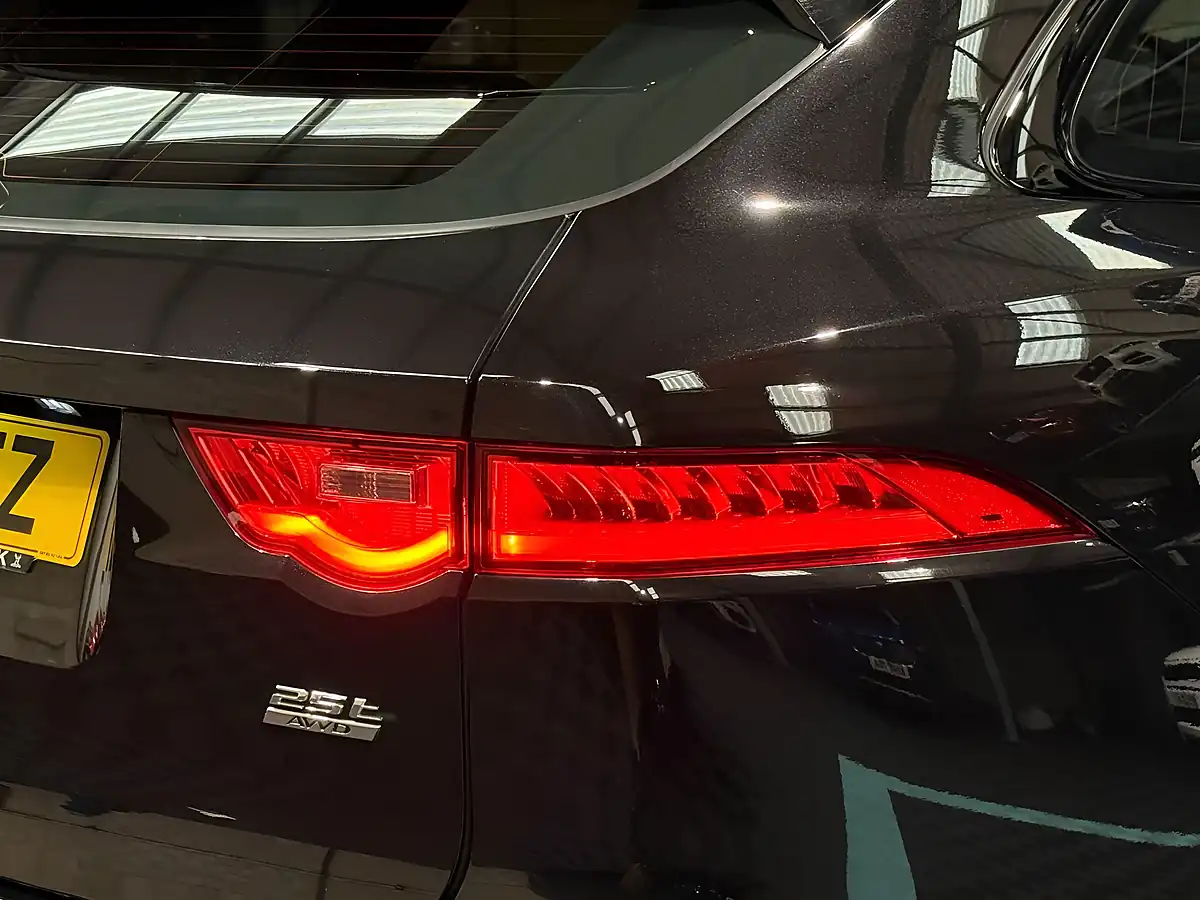 Used 2019 Jaguar F-Pace R-Sport Black - Interior and Exterior details 11
