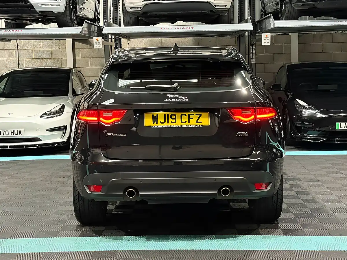 Used 2019 Jaguar F-Pace R-Sport Black - Interior and Exterior details 8