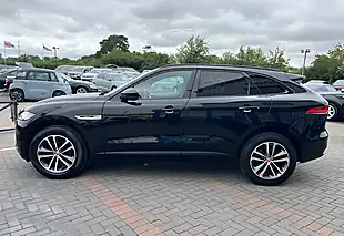 Used 2019 Jaguar F-Pace R-Sport Black - Interior and Exterior details 10