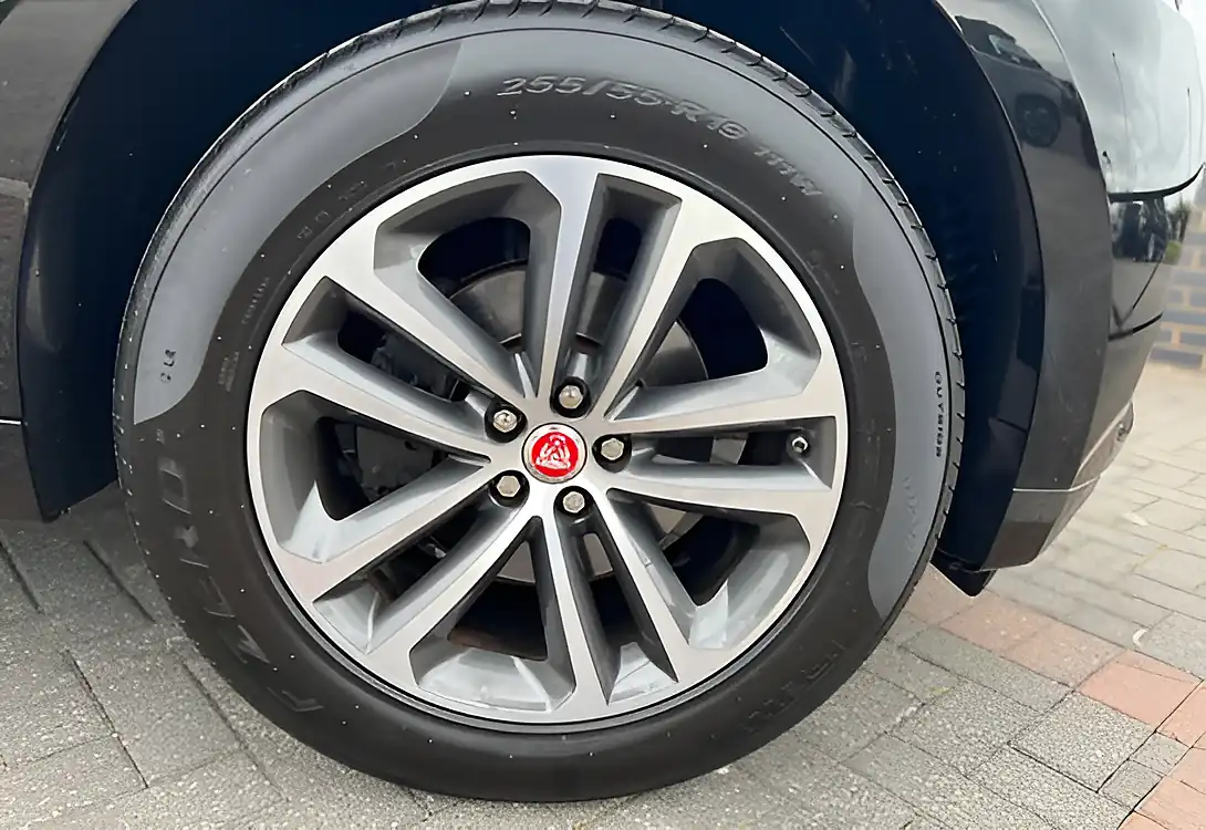 Used 2019 Jaguar F-Pace R-Sport Black - Interior and Exterior details 11