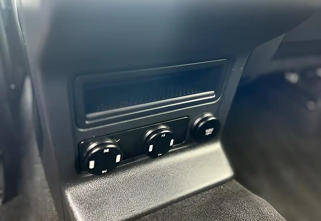 Used 2019 Jaguar F-Pace R-Sport Black - Interior and Exterior details 17